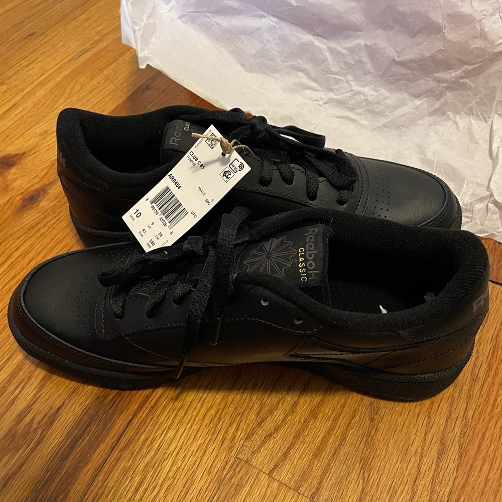 Men’s black Reebok Club C 85, size 10